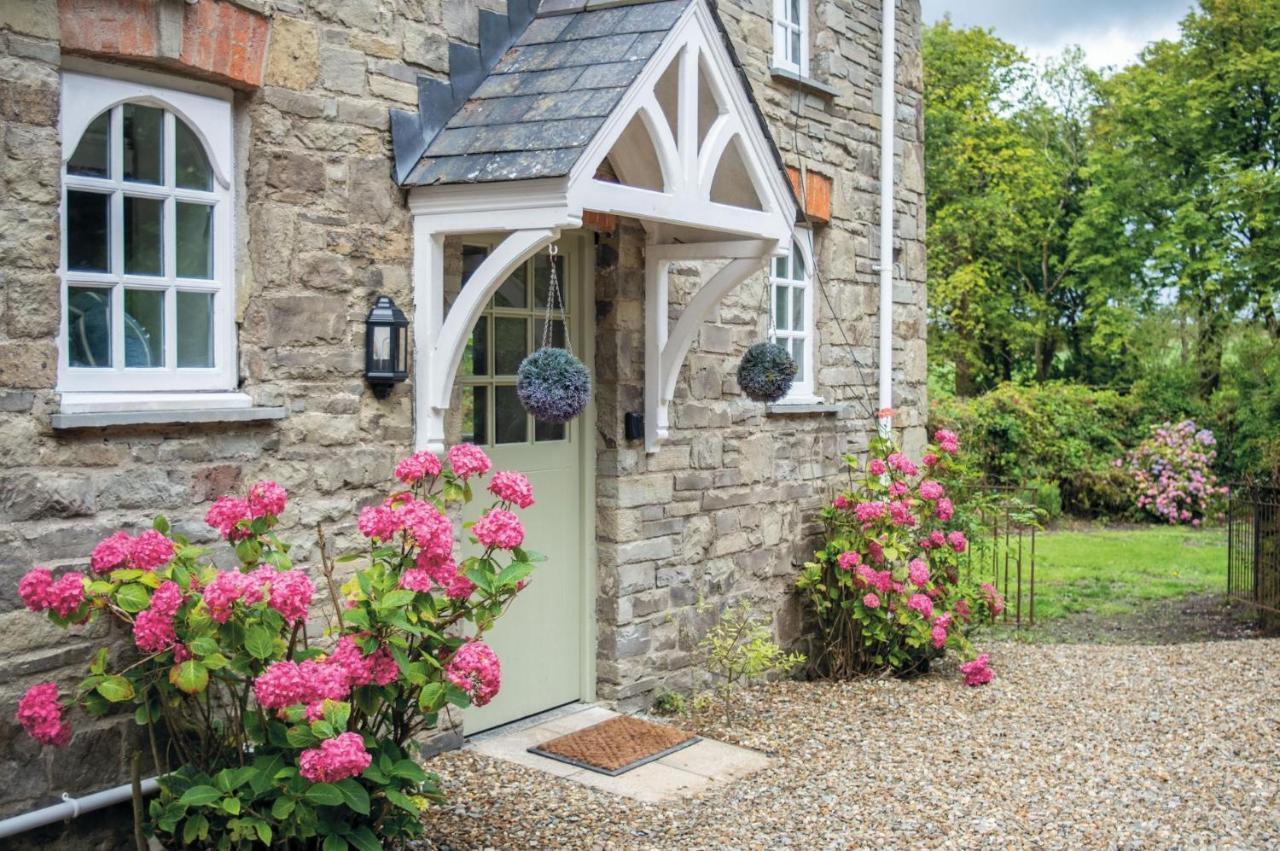 The Lodge - 2 Bedroom Cottage - Princes Gate Ludchurch ภายนอก รูปภาพ